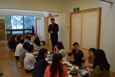 한국폴리텍대학 섬유패션캠퍼스 경력단절여성 샵매니징과정 수료생 간담회를 실시했다.