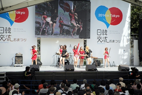소리아밴드가 27일 도쿄 중심가 히비야(日比谷) 공원에서 열린 2014 한일축제한마당 도쿄행사 특별공연을 성황리에 마쳤다.