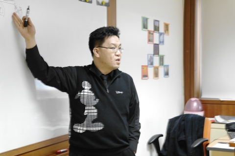 대치동 신우성논술학원의 인문계논술 유병철 선생