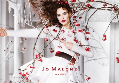 얼음 왕국의 황홀한 세계로 초대하는 조 말론 런던(JO MALONE LONDON)의 크리스마스 컬렉션 메인 이미지 화보