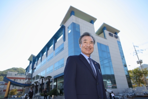 Lee, Woo Gab CEO, Friend Co. Ltd.