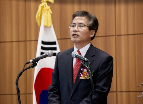 세계평화통일가정연합의 대표적 신학교육기관인 청심신학대학원대학교의 총장 이∙취임식을 지난 11월 19일 열렸다.