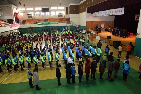 2014 자원봉사자 한마음 체육대회는 45여개 봉사단체, 700여명의 자원봉사자들이 열정적으로 참여한 가운데 21일 성황리에 마쳤다.