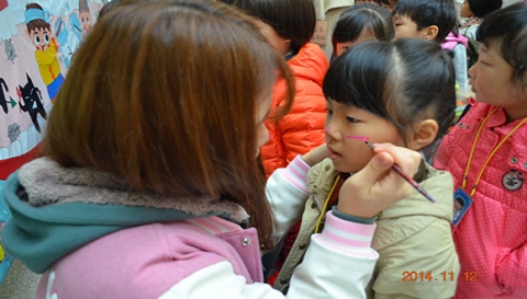 건국대 글로컬캠퍼스 유아교육과는 최근 충북 충주시 인근 유치원과 어린이집 유아와 학부모들을 초청, 제15회 꿈꾸는 아이를 진행했다고 7일 밝혔다.