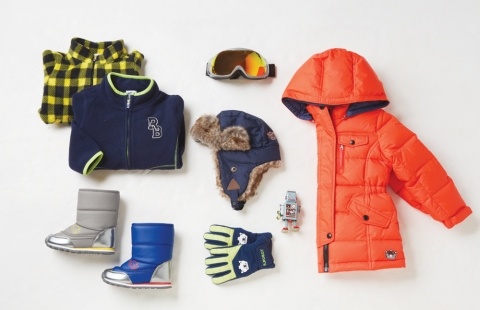 알로봇은 본격적인 겨울 스키시즌을 맞아 아이들을 위한 스키복과 방한용 액세서리 용품을 출시했다.