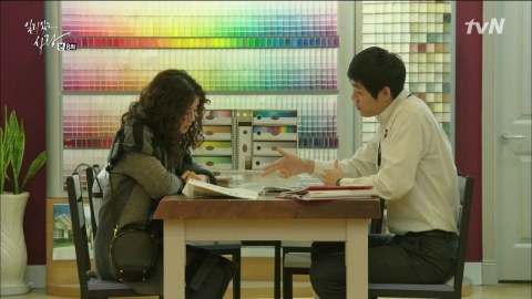 ‘일리 있는 사랑’ 이시영이 던-에드워드 코리아 논현동 매장에서 페인트샵 방문 장면을 촬영했다.