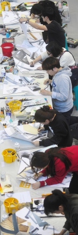 건국대학교는 2015학년도 정시 신입생모집 일반학생전형 ‘나’군과 ‘다’군 예체능계열 실기고사를 14~15일과 21~22일에 실시한다.