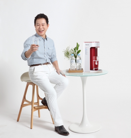한우물정수기 홍보대사 배한성