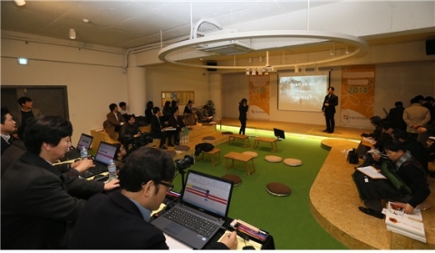 서울시 청년창업센터가 청년창업플러스센터에서 ‘2015 서울 창업기업 투자설명회: 데모데이’를 개최한다.