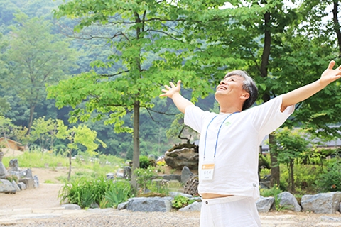 깊은산속 옹달샘이 선생님들을 위한 ‘에듀힐링 직무연수’를 시작한다.