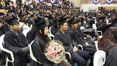 호원대학교가 2014학년도 전기 학위수여식을 개최했다.