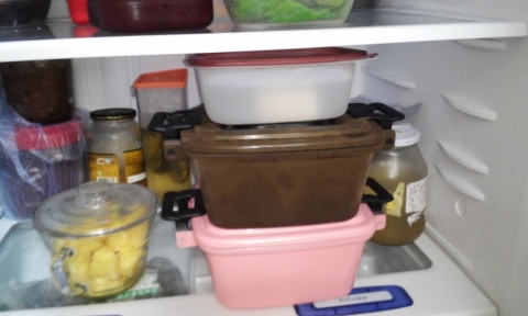 네모락냄비는 남은 음식을 냉장고에 편리하게 보관할 수 있다