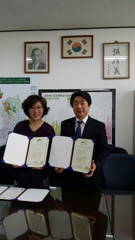 건국대학교 글로컬캠퍼스 미디어커뮤니케이션대학은 동화콘텐츠문화원·동화사랑연구소와 산학협동 협정을 체결했다.