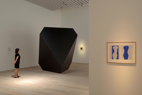 ‘단순한 형태: 아름다움을 숙고하다(Simple Forms: Contemplating Beauty(2015년 4월 25일 ~ 7월 5일), 도쿄 모리 미술관, 사진: 후루카와 유야