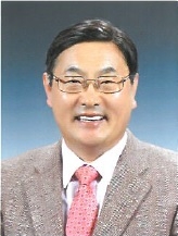 한국도서관협회가 제27대 회장으로 곽동철 청주대학교 문헌정보학과 교수를 선출했다