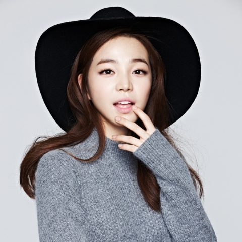 제이시스메디칼이 울트라셀모델로 광고계 신데렐라 지하윤을 발탁했다