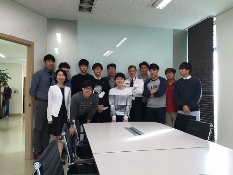 국제조종사교육원은 2016년 1월 학기 미국주립대 항공유학, 글로벌 엘리트 조종사 과정 정시모집 설명회를 오는 6월 13일 개최한다.
