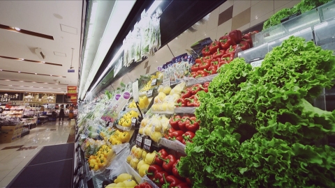 파나소닉이 식품 소매와 운송 산업을 위해 종합적이고 환경을 생각하는 저온 유통 솔루션을 제공한다.