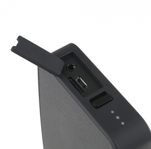 캔스톤어쿠스틱스가  블루투스 스피커 F&D W30 Blade(이하 블레이드)를 1일 새롭게 선보인다.