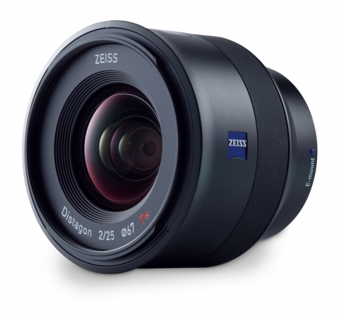 세기P&C가 칼자이스 ZEISS Batis 25mm F2.0을 2015년 7월 10일부터 공식 판매를 시작했다