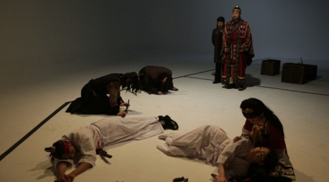 건국대 예술디자인대학 영화과 출신 졸업생들과 대학원생, 재학생들이 함께 만든 장편 영화 안티고네가 제19회 부천국제판타스틱영화제에 공식 초청돼 ‘비전 익스프레스’ 부문에 진출했다.
