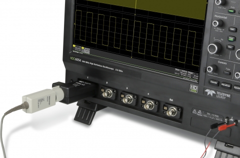 텔레다인르크로이이 출시한 텍트로닉스의 다양한 전압 및 전류 프로브를 연결할 수 있는TekProbe Probe Adapter TPA10