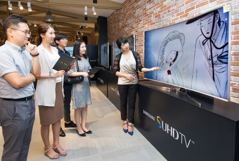 삼성전자가 백화점서 SUHD TV 간송 문화전을 실시한다