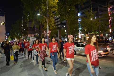 2015 강남패션페스티벌 게릴라퍼포먼스가 12일 압구정 가로수길에서 열렸다