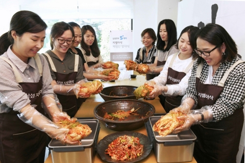 8명의 주부로 구성된 체험단은 총 8주동안 2016년형 삼성 지펠아삭을 사용하고 다양한 기능과 활용법을 온라인 채널을 통해 알리는 홍보대사로 활동한다