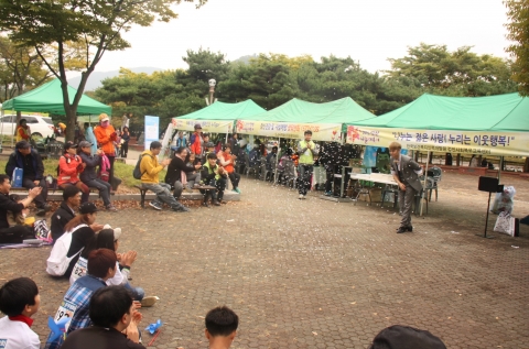 경인사회복무교육센터가 2015 인천 나눔대축제 직무교육 홍보 행사를 실시했다