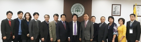 건국대 KU국제개발협력원이 지난달 13일부터 19일까지 카자흐스탄 국립농업대학 대표단을 초청 학술교류 단기 인턴십을 진행했다