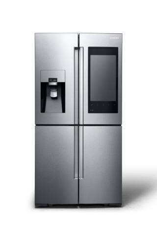 생활가전 부문 CES 2016 혁신상에 빛나는 삼성 패밀리 허브 냉장고는 삼성전자가 최첨단 IoT 기술을 냉장고에 본격적으로 적용한 제품으로, 뛰어난 냉장·냉동 기술로 최적화된 식재료 보관은 물론 더욱 편리한 생활을 제공한다.