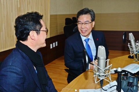 송언석 기획재정부 제2차관이 도로교통공단 라디오방송 TBN 교통시대에 출연했다
