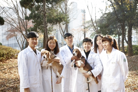 건국대학교 수의과대학 학생들과 교수, 동문 수의사들이 겨울방학 동안 라오스로 동물의료 해외봉사 활동에 나선다