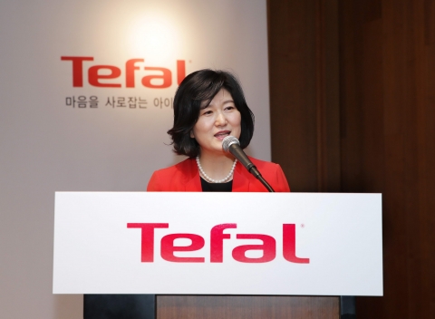 7일 신라호텔에서 실시된 테팔 미디어 라운드 테이블에서 그룹세브코리아 팽경인 대표가 환영인사를 하고 있다