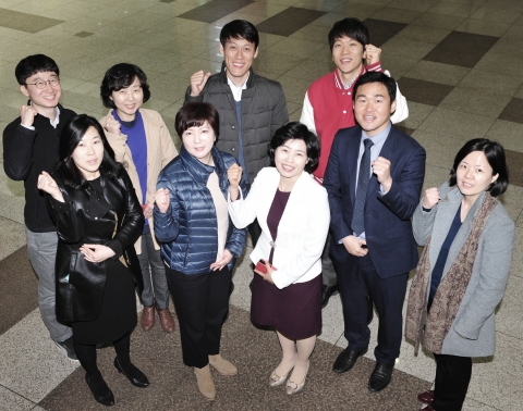 건국대학교가 새학기부터 재학생들의 취업 역량을 높이고 진로 설정을 돕기 위해 전공 및 계열별(단과대학)로 학생들을 위한 진로와 인재개발(HR), 취업을 전문적으로 상담하는 컨설턴트 7명을 영입해 개인 맞춤형 진로 및 취업 상담 제도를 도입했다