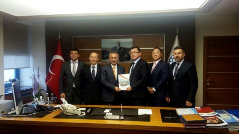 터키 국토해양부 차관과 수륙양용차량 납품과 관련 회의 및 논의 진행