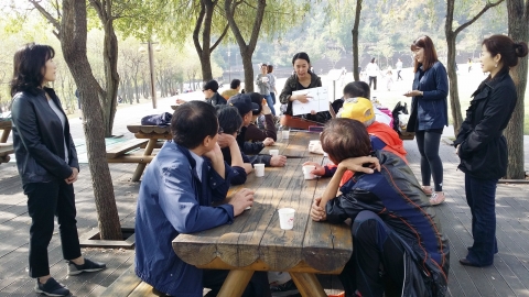 초록나무의 일환으로 알코올 중독 환우 대상 프로그램이 열리고 있다