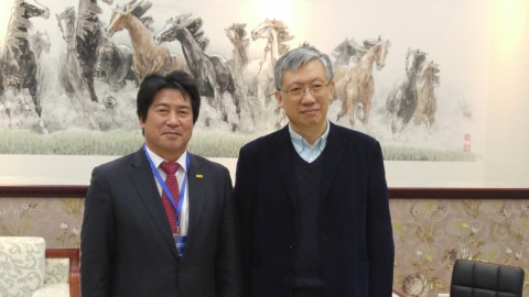 건국대학교 민상기 총장이 지난 25일 중국 산둥성 지난(濟南)에서 열린 제8회 한·중대학 총장포럼에 참가해 전통의 계승, 혁신과 대학발전을 주제로 발표를 했다