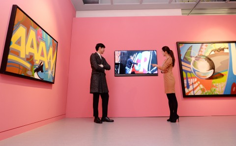 LG전자가 올레드 TV의 차원이 다른 화질로 세계적인 그라피티 예술가들의 작품을 소개한다