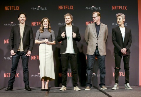 넷플릭스는 오리지널 시리즈 마블 아이언 피스트의 공개를 기념해 주연 배우 및 연출 책임자가 내한한 가운데 기자 간담회를 가졌다