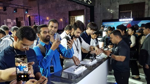 삼성전자가 갤럭시 S8·갤럭시 S8+을 인도에 출시했다