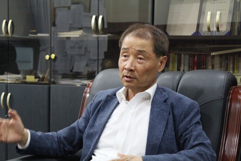 한국수퍼마켓협동조합연합회 강갑봉 회장이 희망이음 교육 참여 회원가입을 완료했다