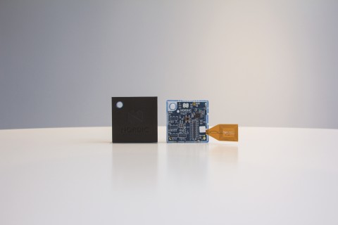 노르딕 세미컨덕터는 스마트폰 앱이나 클라우드에서 곧바로 무선 기능을 구현할 수 있도록 완벽한 기능을 갖춘 블루투스 5 호환 단일-보드 블루투스 저에너지 개발 키트 Nordic Thingy:52를 출시한다