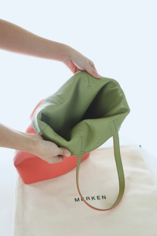 DUAL-FLIP Series Shoulder Bag