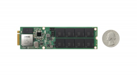 삼성전자가 8일 미국 산타클라라 컨벤션 센터에서 열린 플래시 메모리 서밋 2017에서 세계 최대용량의 V낸드와 차세대 SSD 솔루션을 선보였다