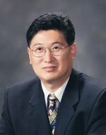 건국대 오세경 교수가 한국파생상품학회 우수논문상을 수상했다