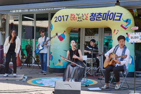 청춘마이크 서울의 공연이 11월 29일 서울 3개 지역에서 열린다