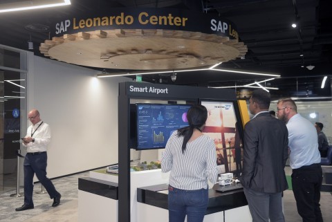 싱가포르 SAP 레오나르도 센터 부스