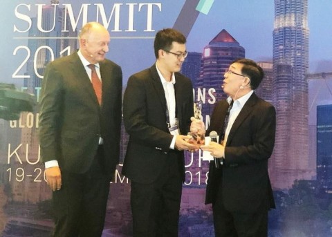 2018 Global Payment Summit에서 SCRY.INFO가 Florin Awards 수상자로 지명되었다